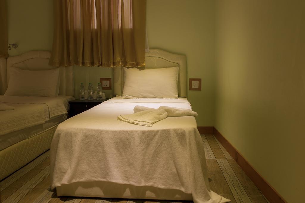 Zest Cabana Maafushi Szoba fotó
