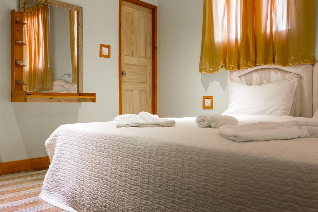 Zest Cabana Maafushi Szoba fotó