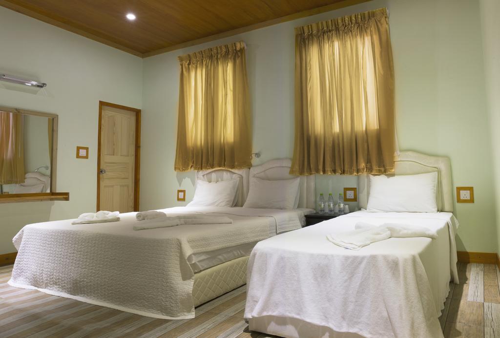 Zest Cabana Maafushi Szoba fotó